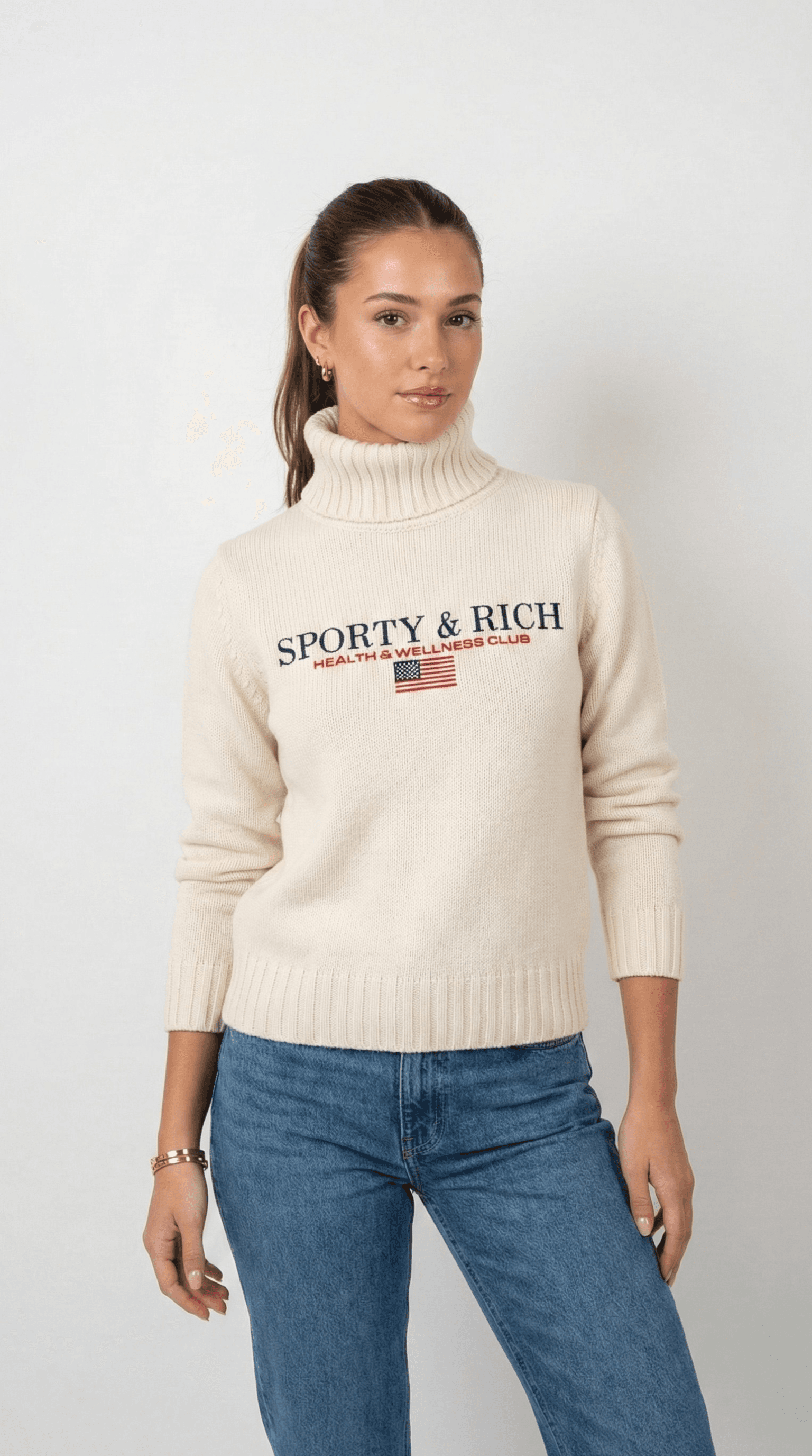 Model wearing product